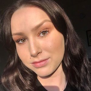 Meet your Posher, Eden elise